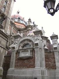 Igreja de San Juan Real. Foto Pilar Vicente 2007 Igreja de San Juan Real. Foto Pilar Vicente 2007