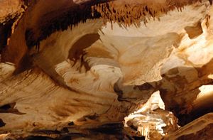 Canais de tecto na Endless Caverns, Virginia @ JACrispim-CeGUL-SPE, 2009 Canais de tecto na Endless Caverns, Virginia @ JACrispim-CeGUL-SPE, 2009